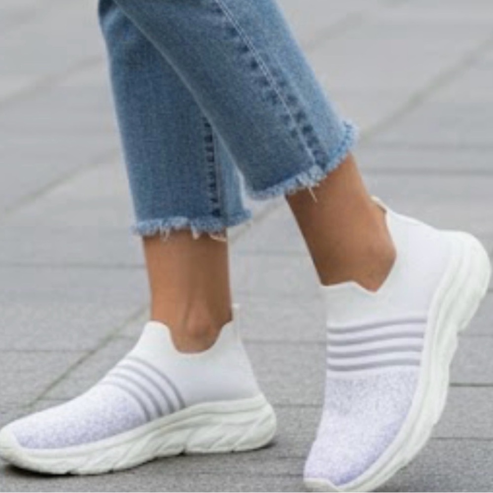 Women's White and Gray Slip-On Sneakers 8.5